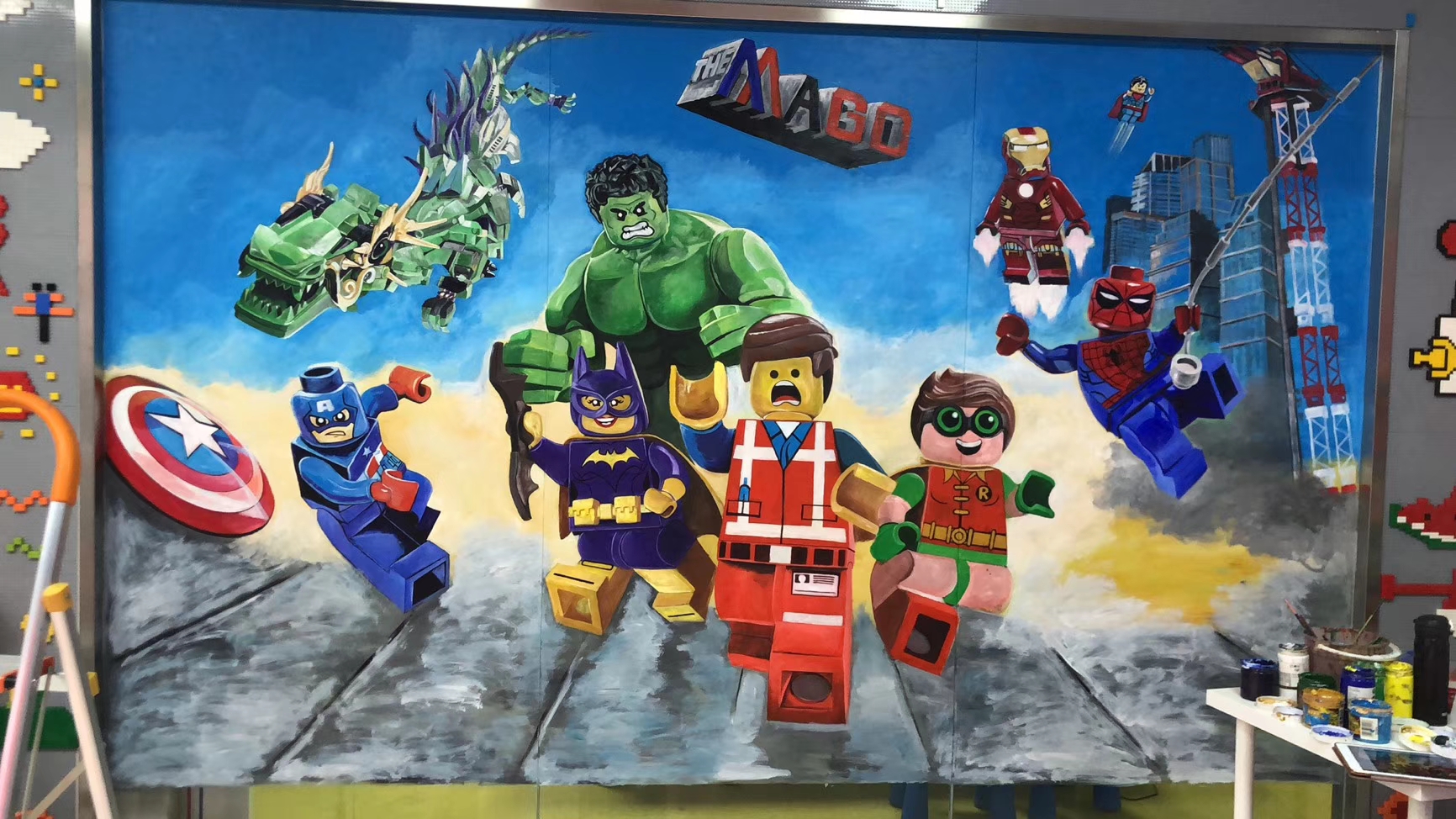 大乐高英雄人物手绘壁画.jpg